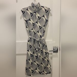 VINTAGE Elegant Black and White Patterned Everyday Dress Chris